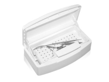 Sterilizator pribora